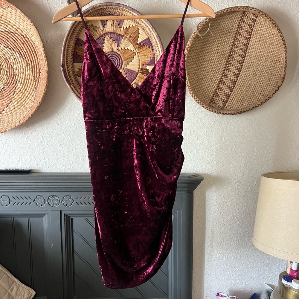 ☀️ Velvet cocktail mini dress- maroon/plum/purple sz medium